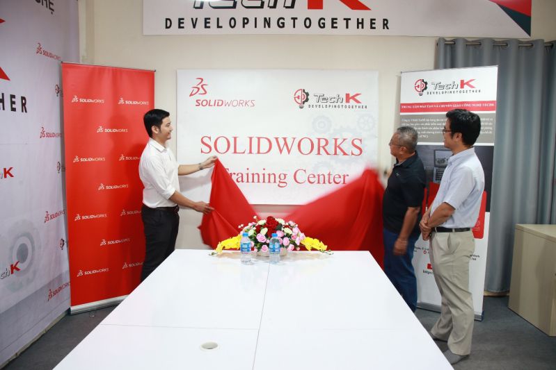 Lễ ra mắt Trung tâm Đào tạo Solidworks quốc tế - TechK